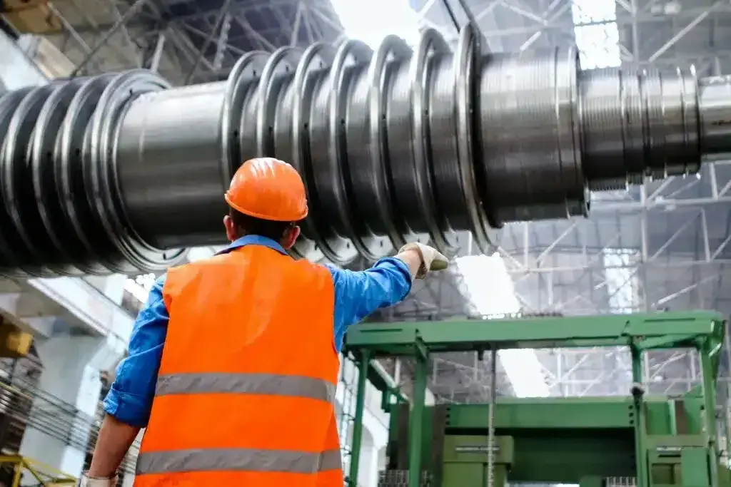Seasonal Staffing Strategies in Manufacturing and Distribution